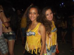 Oktober 10 Anos